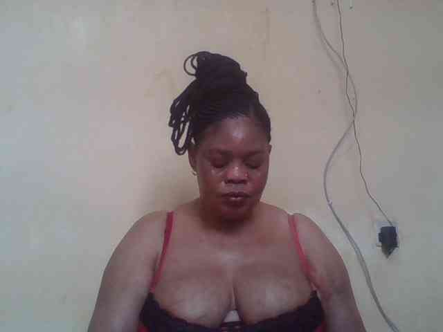 Sexydove webcam