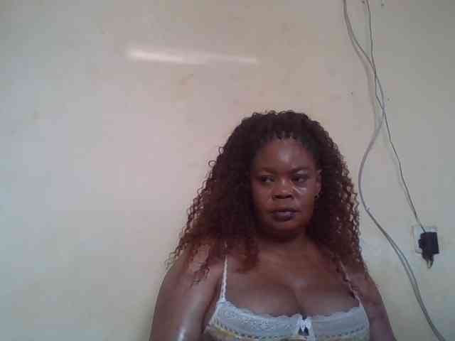 Sexydove webcam