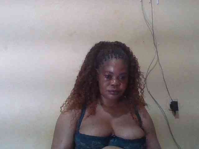 Sexydove webcam