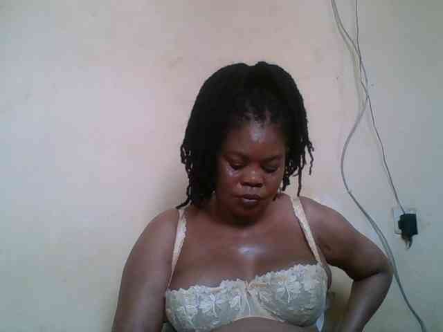 Sexydove webcam
