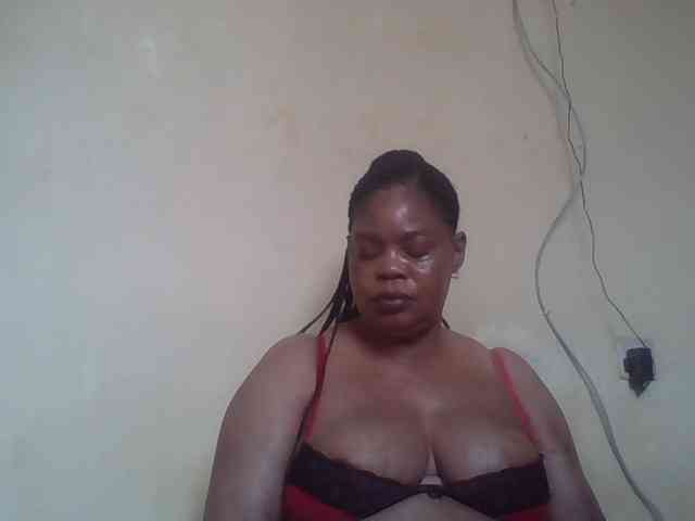 Sexydove webcam