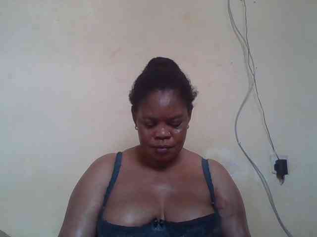 Sexydove webcam