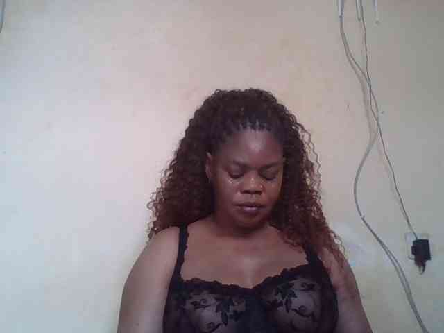 Sexydove webcam