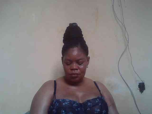 Sexydove webcam