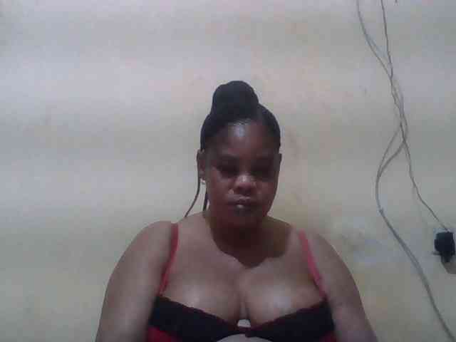 Sexydove webcam