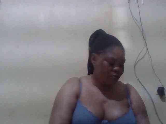 Sexydove webcam