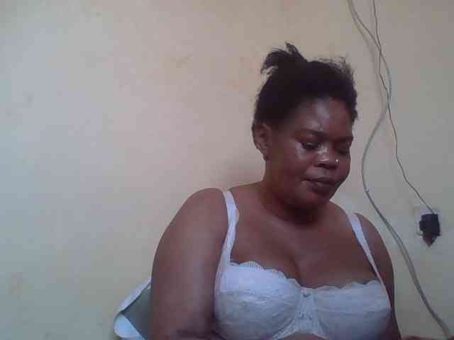 Sexydove webcam