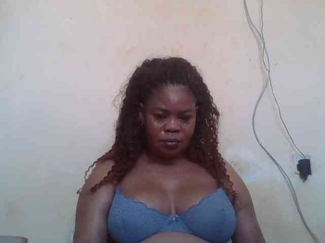 Sexydove webcam