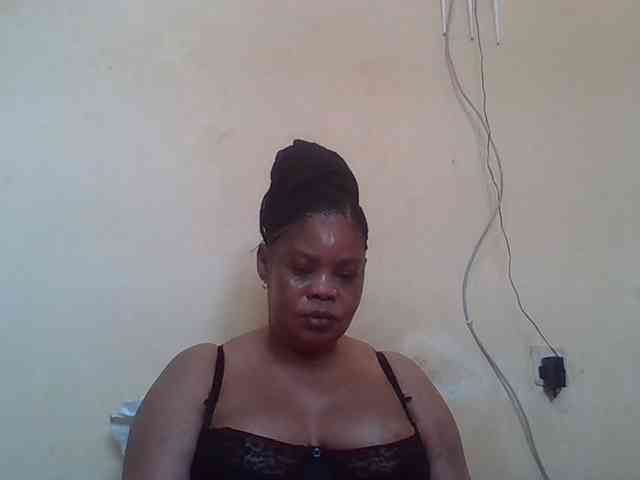 Sexydove webcam