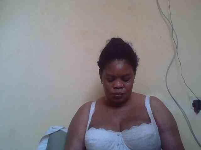Sexydove webcam