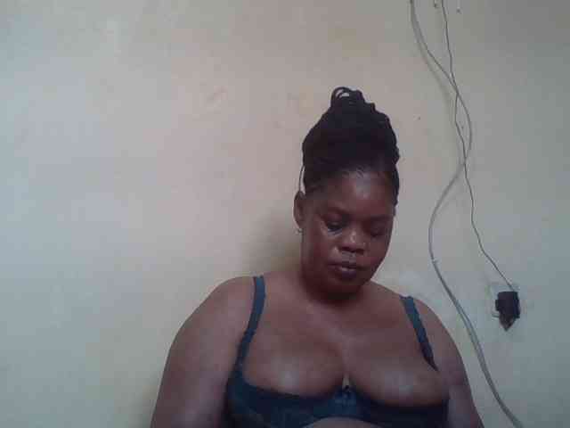 Sexydove webcam