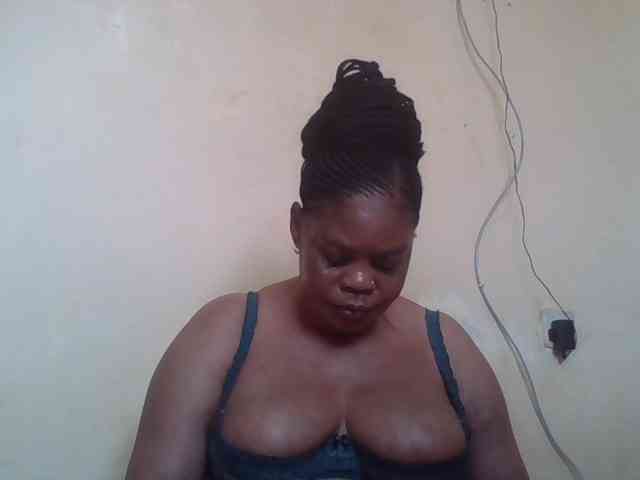 Sexydove webcam