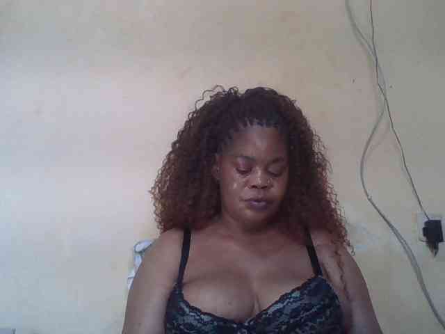 Sexydove webcam