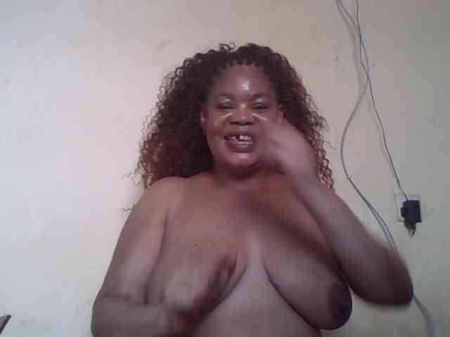 Sexydove webcam