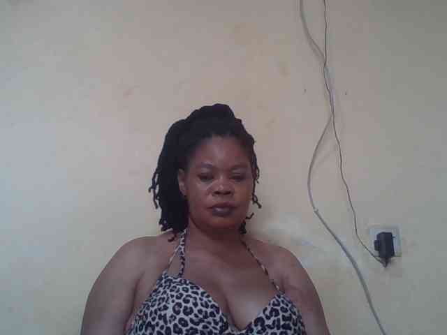 Sexydove webcam