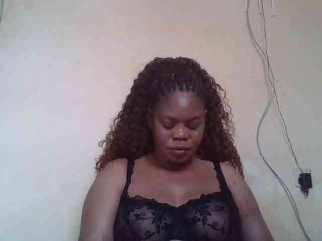 Sexydove webcam