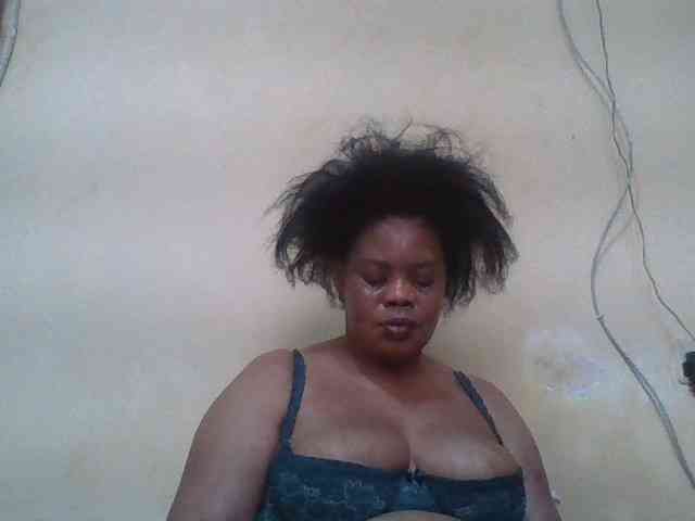 Sexydove webcam