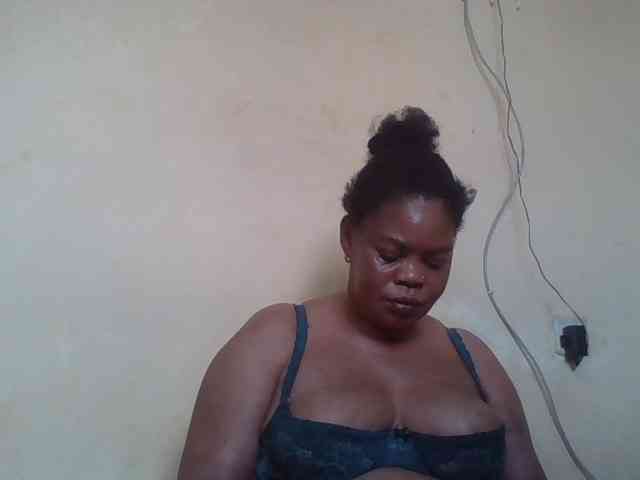 Sexydove webcam