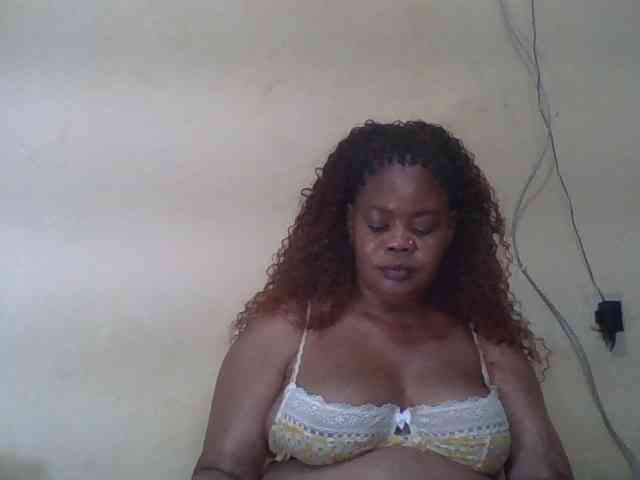 Sexydove webcam