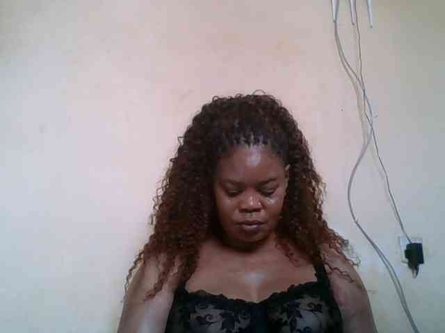 Sexydove webcam