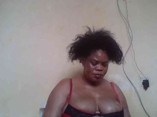 Sexydove webcam