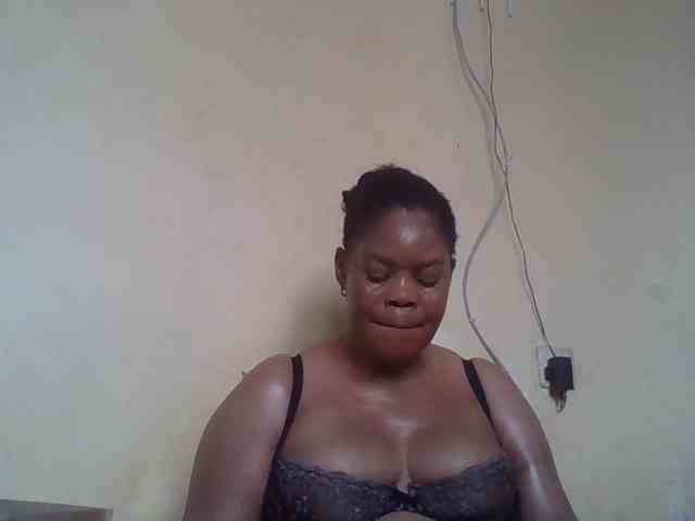 Sexydove webcam
