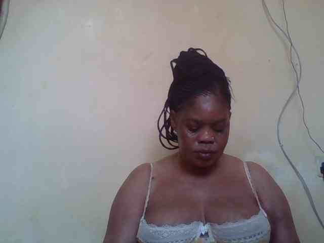 Sexydove webcam