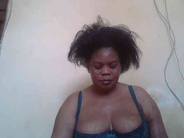 Sexydove webcam