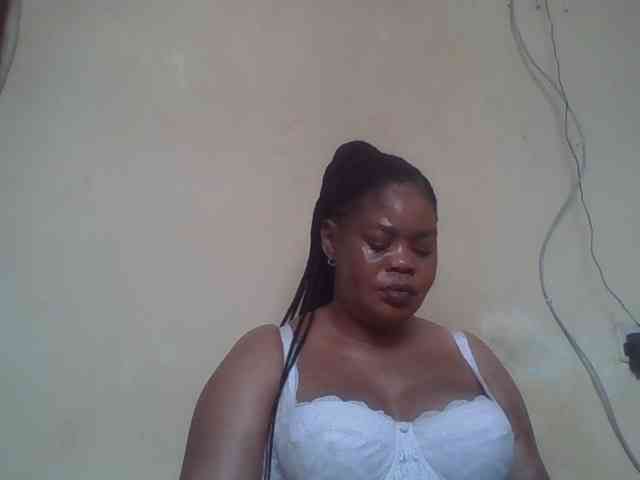 Sexydove webcam