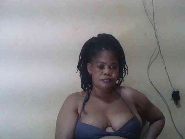 Sexydove webcam