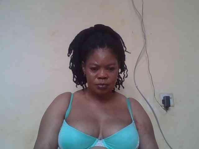 Sexydove webcam