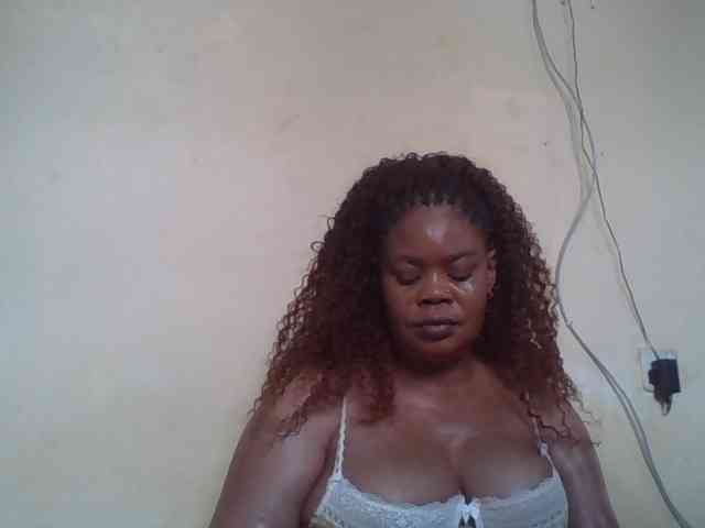 Sexydove webcam