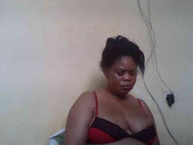 Sexydove webcam