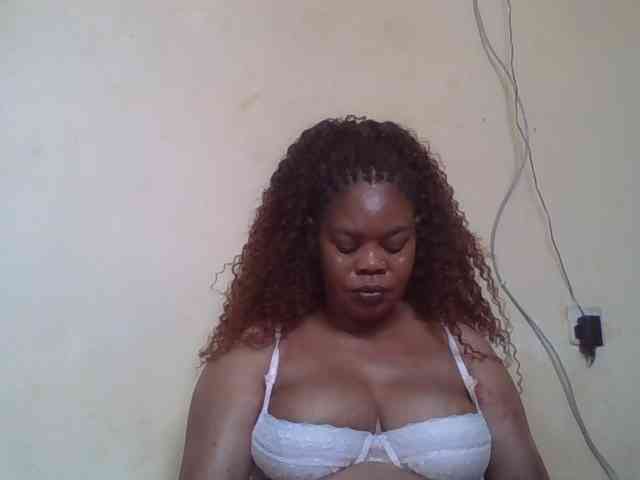 Sexydove webcam