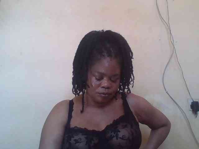 Sexydove webcam
