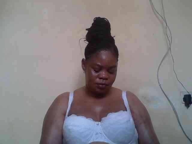 Sexydove webcam