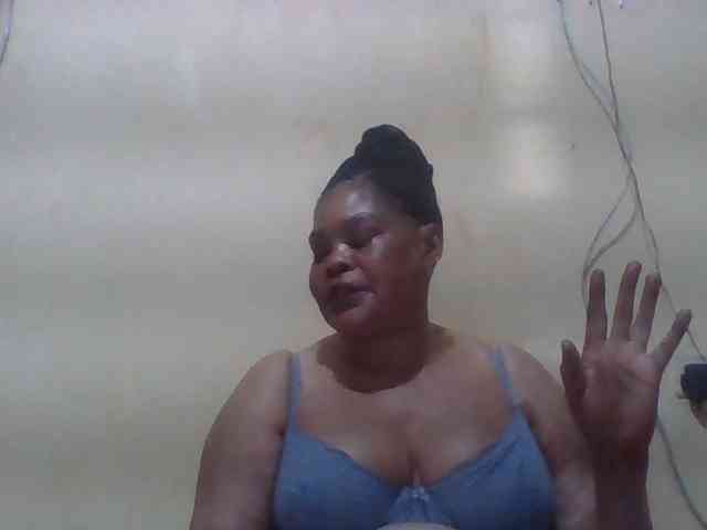 Sexydove webcam