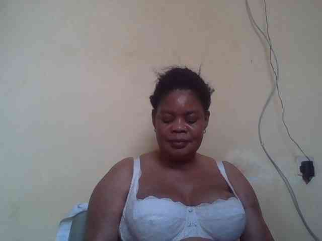 Sexydove webcam