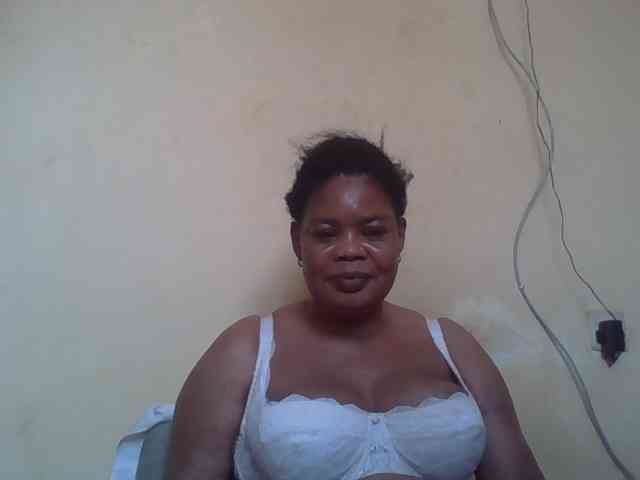 Sexydove webcam