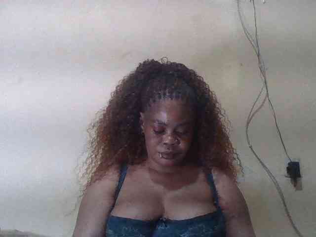 Sexydove webcam
