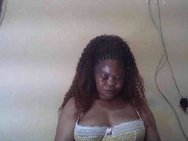 Sexydove webcam