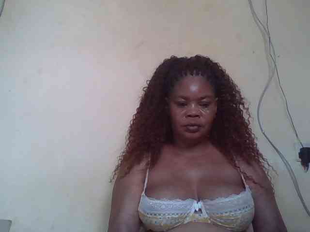 Sexydove webcam