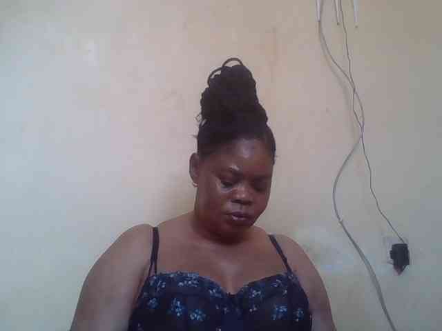 Sexydove webcam