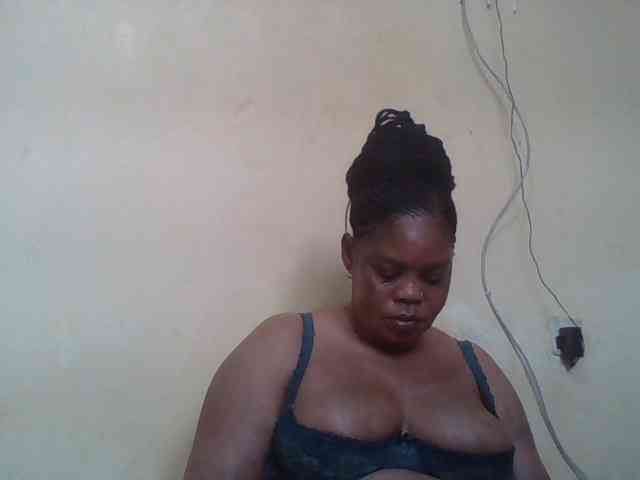 Sexydove webcam