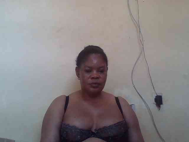 Sexydove webcam