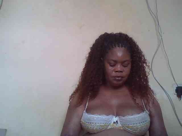 Sexydove webcam