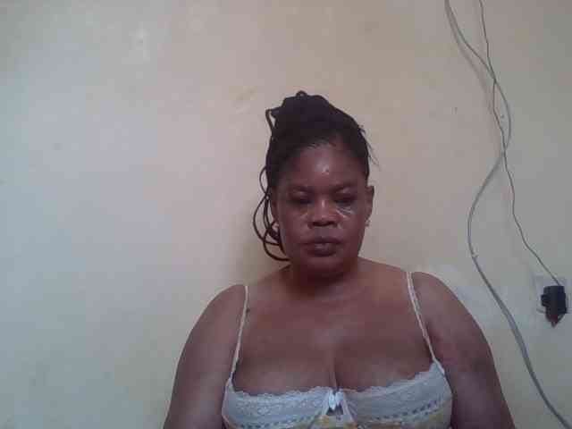 Sexydove webcam