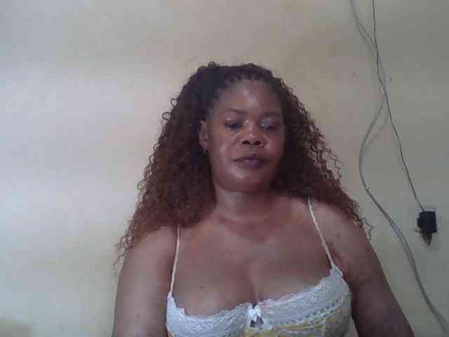 Sexydove webcam