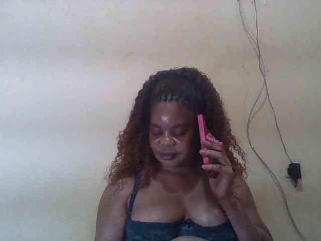 Sexydove webcam