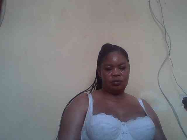 Sexydove webcam